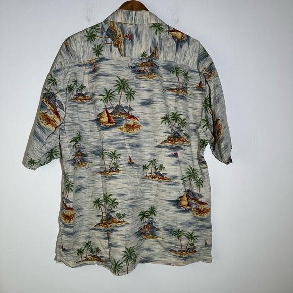 Vintage Pierre Cardin Hawaiian Button Down Shirt - Picture 3 of 3
